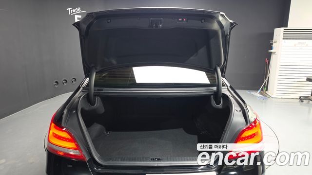 Hyundai Equus 2014 — photo 26