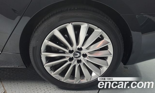 Hyundai Equus 2014 — photo 7