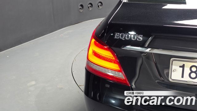 Hyundai Equus 2014 — photo 9