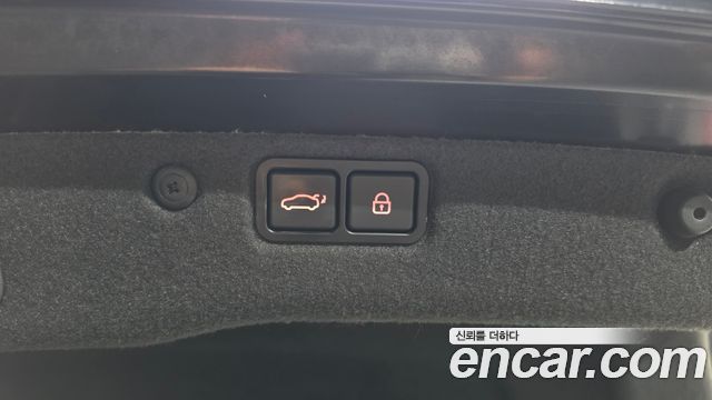 Hyundai Equus 2014 — photo 32