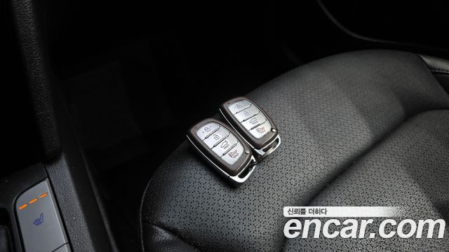 Hyundai AVANTE 2018 — photo 23