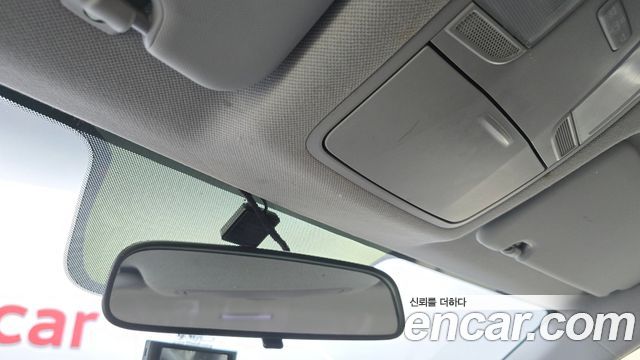 Hyundai AVANTE 2018 — photo 25