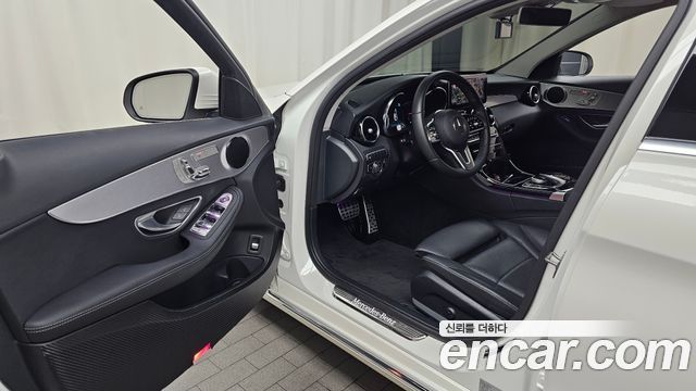 Mercedes-Benz C-Class 2020 — photo 13