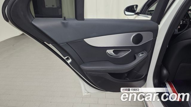 Mercedes-Benz C-Class 2020 — photo 15
