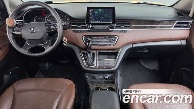 Hyundai Starex 2019 — photo 10
