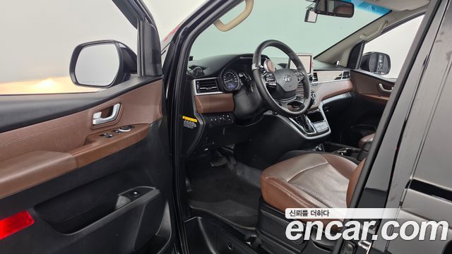 Hyundai Starex 2019 — photo 13