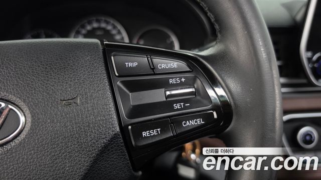 Hyundai Starex 2019 — photo 23