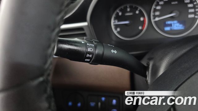 Hyundai Starex 2019 — photo 26