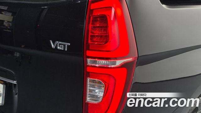 Hyundai Starex 2019 — photo 9