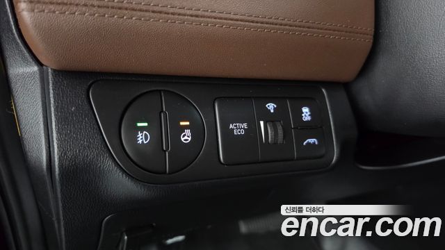 Hyundai Starex 2019 — photo 28