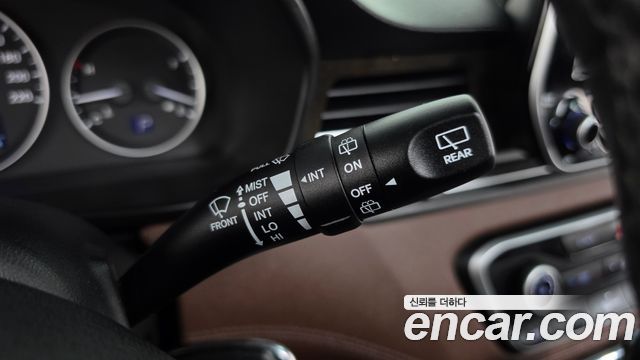 Hyundai Starex 2019 — photo 29