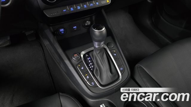 Hyundai Kona 2021 — photo 12