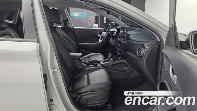Hyundai Kona 2021 — photo 17