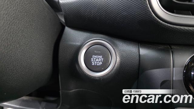 Hyundai Kona 2021 — photo 31