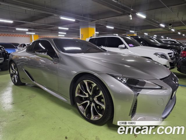 Lexus LC 2018 — photo 3