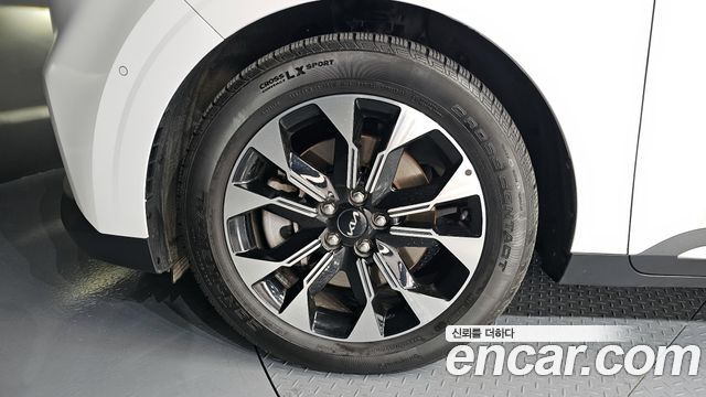 Kia Canival 2022 — photo 5