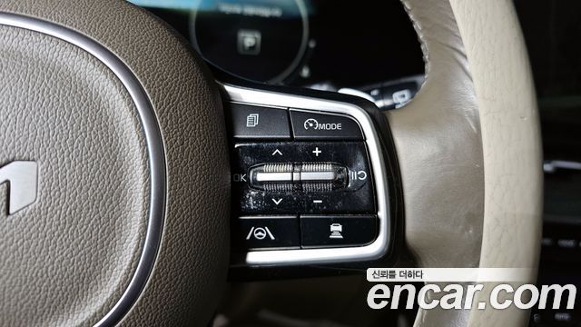 Kia Canival 2022 — photo 14