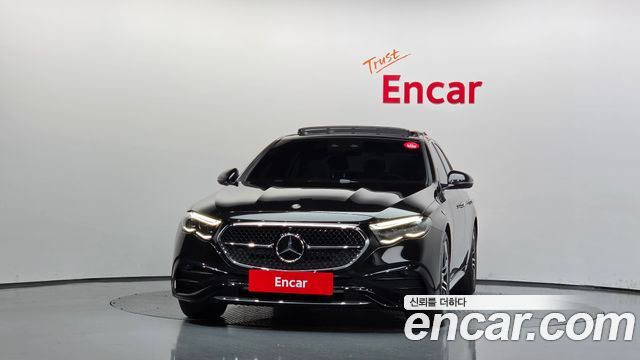 Mercedes-Benz E-Class 2025 — photo 3