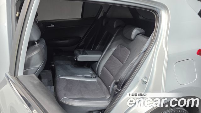 Kia Sportage 2019 — photo 11