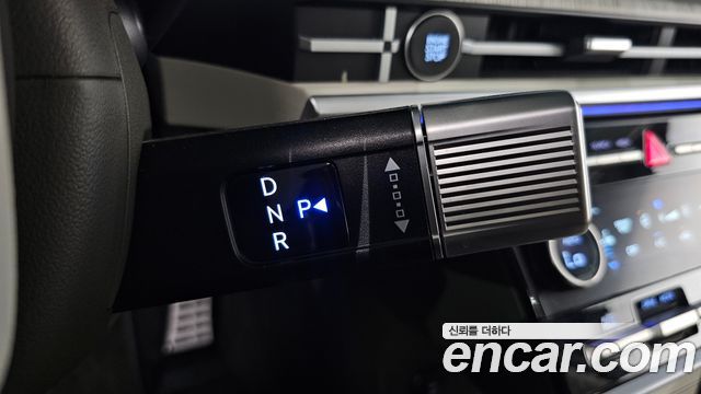 Hyundai Santafe 2024 — photo 12