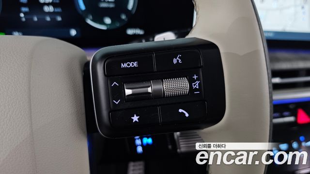 Hyundai Santafe 2024 — photo 31