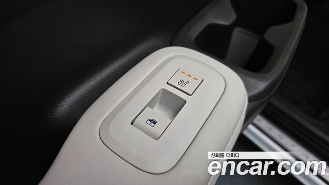 Hyundai Santafe 2024 — photo 38