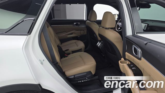 Kia Sorento 2024 — photo 11