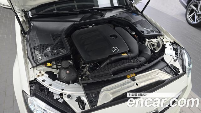 Mercedes-Benz C-Class 2021 — photo 6