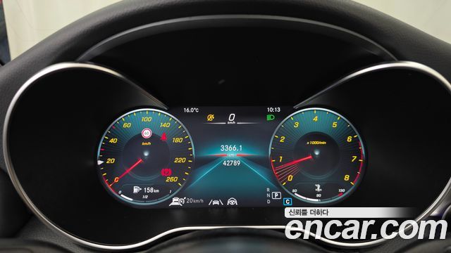 Mercedes-Benz C-Class 2021 — photo 11
