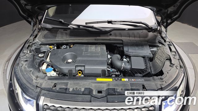 Land Rover Range Rover Evoque 2018 — photo 6