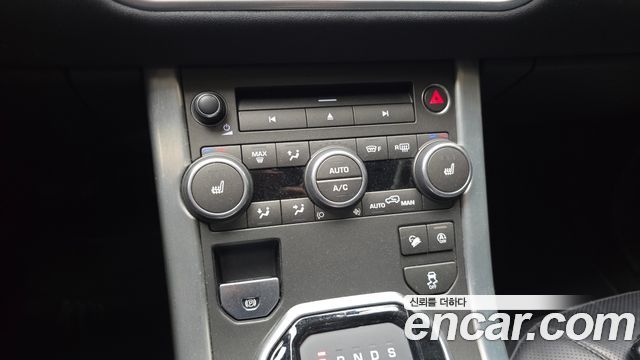 Land Rover Range Rover Evoque 2018 — photo 16