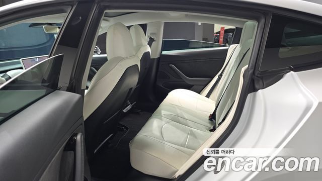 Tesla Model 3 2020 — photo 17