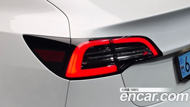 Tesla Model 3 2020 — photo 9