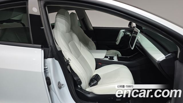 Tesla Model 3 2020 — photo 16