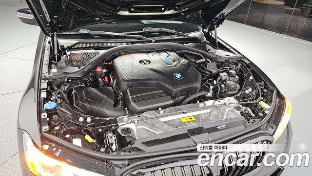 BMW 3-Series 2023 — photo 6