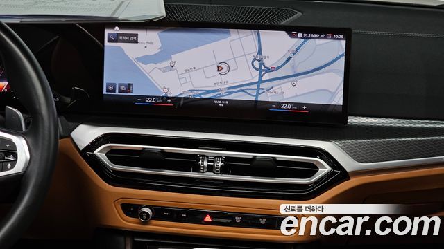 BMW 3-Series 2023 — photo 19
