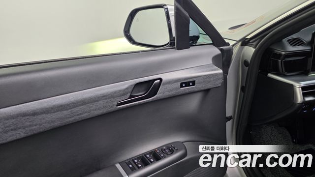 Hyundai Grandeur 2025 — photo 30