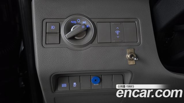 Hyundai Solati 2016 — photo 21