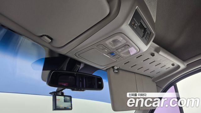 Hyundai Solati 2016 — photo 25