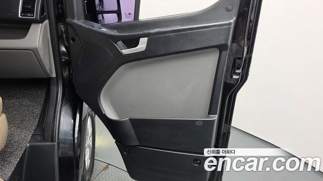 Hyundai Solati 2016 — photo 15