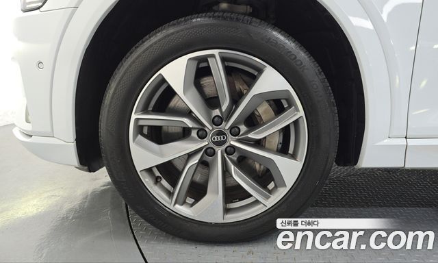 Audi e-tron 2022 — photo 5