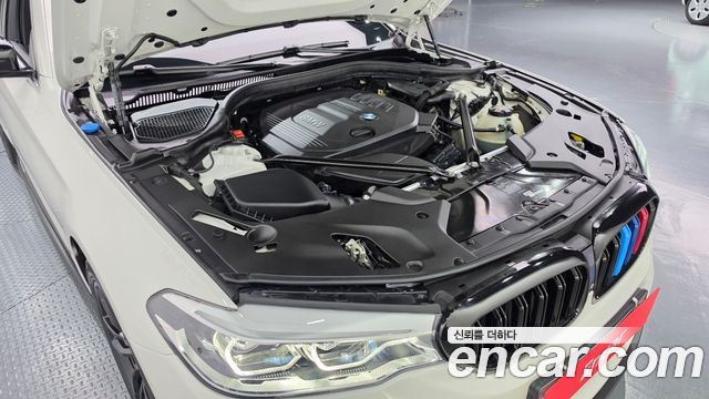 BMW 5-Series 2018 — photo 6