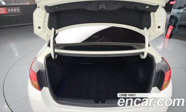 Kia K5 2013 — photo 30