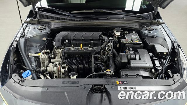 Hyundai AVANTE 2021 — photo 6