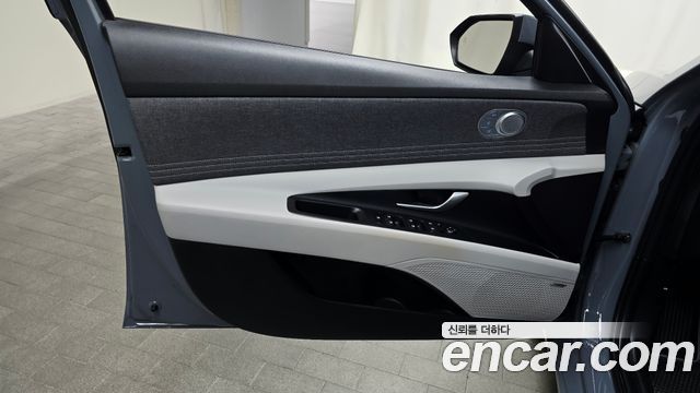 Hyundai AVANTE 2021 — photo 14