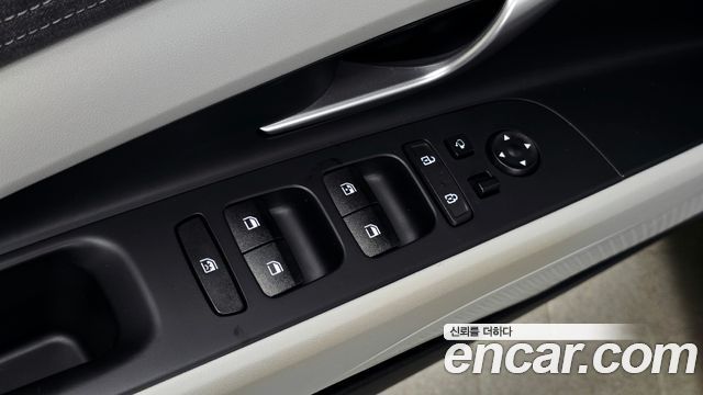 Hyundai AVANTE 2021 — photo 27
