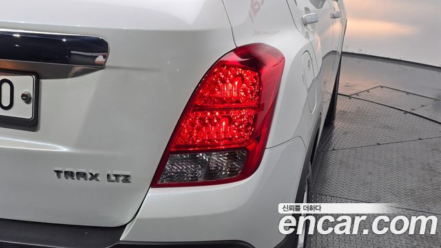 Chevrolet Korea Trax 2016 — photo 9