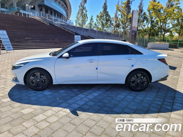 Hyundai AVANTE 2021 — photo 3