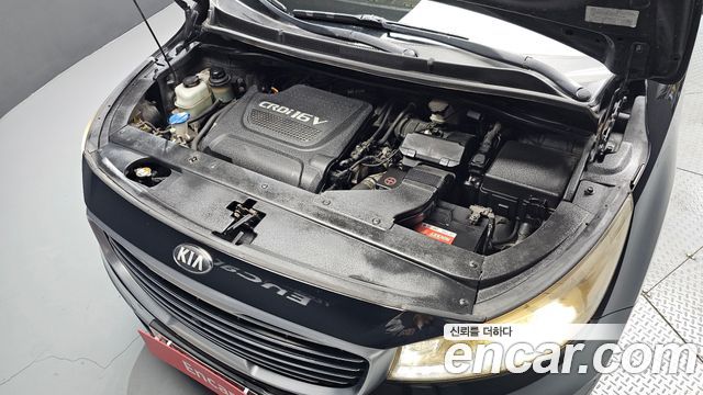Kia Canival 2015 — photo 6
