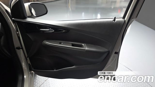 Chevrolet Korea Spark 2019 — photo 14